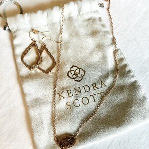 KENDRA SCOTT | Rose Gold Elisa Pendant Necklace + Petite Sophia Drop Earrings